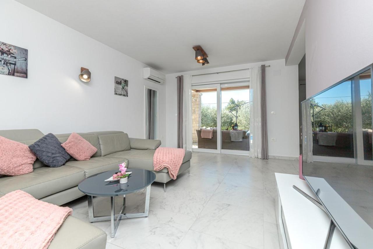 Villa Terlevic Selina Ngoại thất bức ảnh